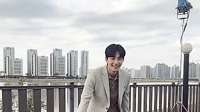 '시크릿부티크' 김재영, 완벽한 슈트핏..."킹스맨도 울고갈듯"