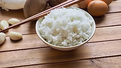 반찬 없을 때 먹기 좋은 계란간장밥, 칼로리는?