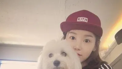 남규리, 몸집만한 반려견 번쩍 들고 "안녕이 여기좀 보라구"