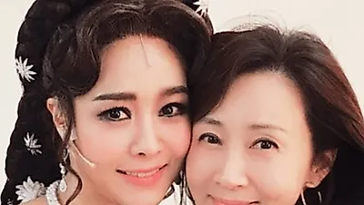 전인화, 옥주현과의 인증샷 "세상에 친구같아" 나이는? 유동근에 훈남 아들까지 '다가졌네'