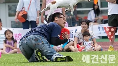 [포토] 이빨 날카롭게 세우고