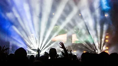 팬데믹 시대, 콘서트 현장에도 변화 일어…‘스트리밍’ 대안 될까?
