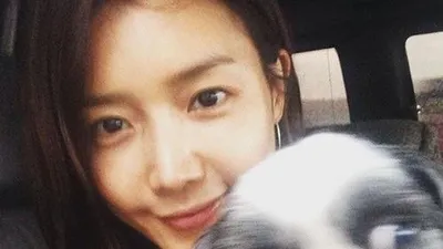 채정안, 반려견과 초근접 셀카 '꿀 떨어지는 눈빛'