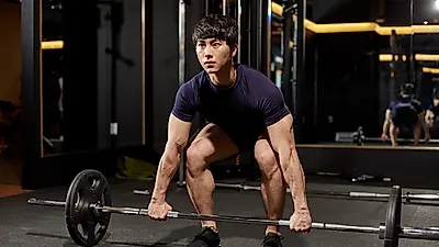 "어떤 것을 먼저해야 효과를 볼까?"   헬스 운동법, 운동별로 '정확한 자세'도 숙지해야