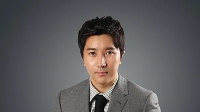 우주마켓, 가성비 높은 설 선물 '클래식 지갑' 선보여