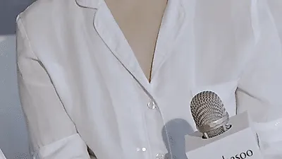 '남자친구' 송혜교 "출근하면 박보검, 퇴근하면 송중기"…전생에 나라 구했나?