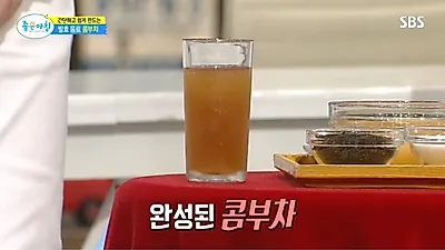 콤부차, 만드는 법 어떻길래 '프로바이오틱스' 효능까지? 할리우드 스타들이 마시는 콤부차 '위에 좋은 음식' 탁월