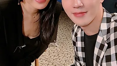 김정현 아나운서, 과거 손예진‧보아 등 스타들과 다정한 투샷 '마당발' 김정현 인맥 또 누구 있나