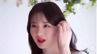 연애의 맛 김정훈♥김진아 "가만보니 김소현 닮은 꼴?" 결혼식 연상시키는 웨딩드레스 입은 자태 '깜찍해'