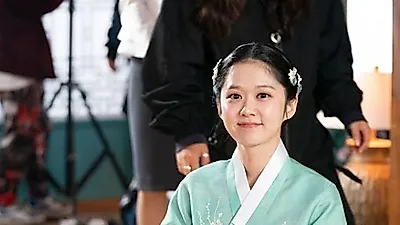 [스타☆톡] '황후의 품격' 장나라, 변하지 않는 방부제 미모에..'전성기 시절 인기는 어느정도?'