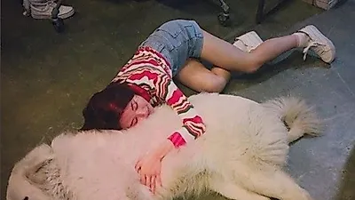 트와이스 채영 애완견과 즐거운 시간 '행복한 모습'