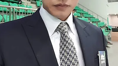최현호 배우인데 '금메달'? 국대급 피지컬 드러나는 수트핏에 '심쿵'.. 최현호 부인 홍레나 국적·나이 화제