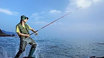 바다에서 즐길 수 있는 최고의 스포츠 낚시 용품 소개