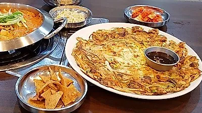광주 용봉 전대맛집 탐방...'부함식당' 용봉점, '인기예감' 신메뉴 공개, '가성비' 요리 이어가