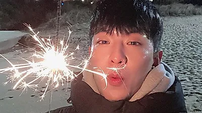 '미스터트롯' 태권소년 나태주, 여행 중인 최근 근황 공개해 '시선집중'
