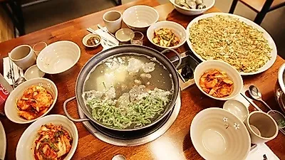 인천 송도 맛집 '백합칼국수 1호점' 차별화된 백합칼국수로 인천 데이트코스로도 적격