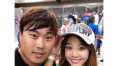 [스타☆톡]류현진 연봉도 부러운데 류현진 아내 배지현 아나운서까지…LA다저스 류현진 결혼 생활