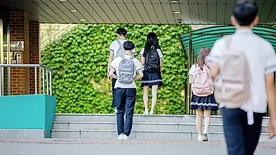 [☞핫키워드] 타미플루, 미성년자들에게 유독 환각증세..'일본에서는 자살약으로 불린다고?'