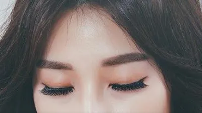 비쥬얼 뷰티 브랜드 루시톡(lushtok), 아이래쉬 루시(Lucy)와 글루 출시