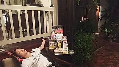 엄현경, 난 누군가~또 여긴 어딘가?... '멍'때리는 표정