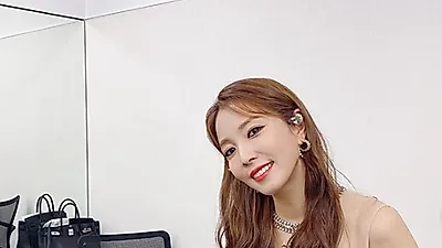 보아, 데뷔 후 대학 안간 이유에 "유령학생 되기 싫었다"