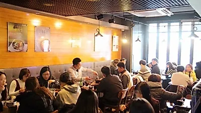 초복, 오공반계탕의 삼계탕보다 반계탕을 찾는 이유