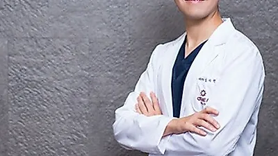 여름 휴가철 따가운 햇빛에 늘어나는 기미, 잡티 '피코플러스' 레이저로 해결할 수 있어