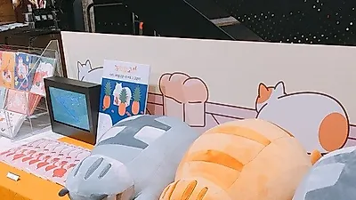 리얼한 고양이 캐릭터 '식빵뚱냥', 온·오프라인에서 꾸준한 인기 끌어