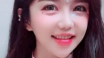 BJ열매, 뜨거운 관심..그녀는 누구?