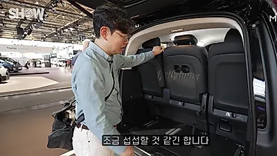 벤츠 전기 MPV VLE, 8인승 시트 레일로 공간 활용 극대화한 설계