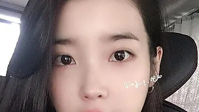 [스타☆톡] 연말 시상식에 없던 '아이유' 뭐하나 했더니 10주년 콘서트··· GTX 부동산 투기 소식에 논란