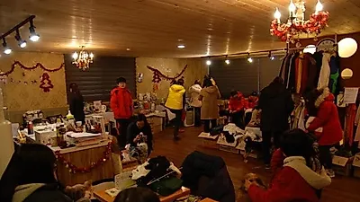 유기견 입양카페 "이리오시개", 바자회 열어