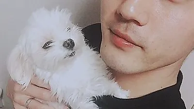 이하율, 애완견과 즐거운 시간 '흐뭇한 미소'