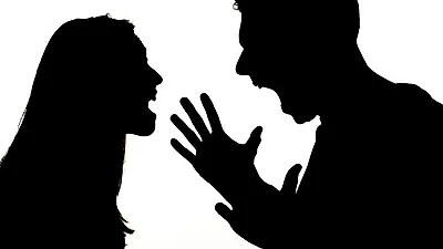 예천군의회 박종철 부의장 가이드 폭행 수위 보니...안경 파편이 얼굴에 박힐 정도, "6000만원 들여 연수 보내놨더니" 네티즌들 분노