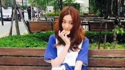 이성경, 길이를 알 수 없는 젓가락 다리 인증샷 '헉'