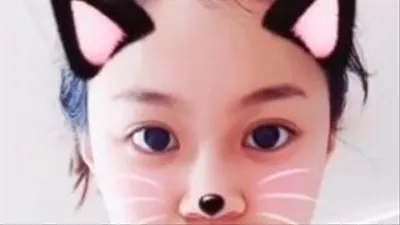 이하이, 고양이로 변신한 사진 '깜찍'…"주말은 너무 짧고 달콤하구나"