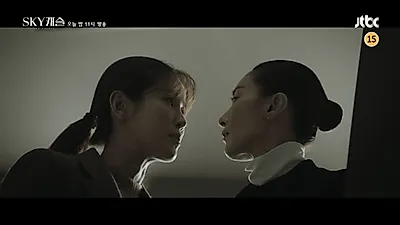 드라마 'SKY 캐슬'  염정아 , 정준호 , 이태란  , 최원영 ... 갈등 해결 조짐 ?