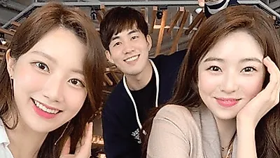 "기상캐스터 출신" 김도연 아나운서 나이? 박지원과 쌍둥이 셀카 훈훈!