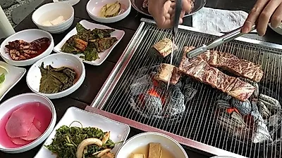 성큼 다가온 여름 휴가철, 포천 이동갈비 맛집 '이동정원갈비' 가족 식도락 여행객 '북적'