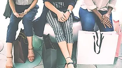 [공항이용tip]  면세점 이용,  많이 사면 세금의 원인…  베트남 면세한도에 '깜짝'