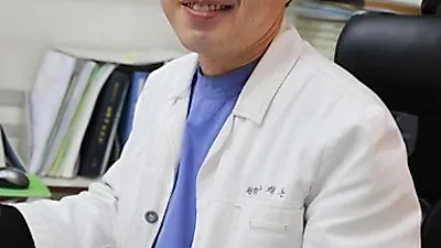 잦은 머리 간지러움, 샴푸도 소용없다면 '지루성두피염증상' 의심
