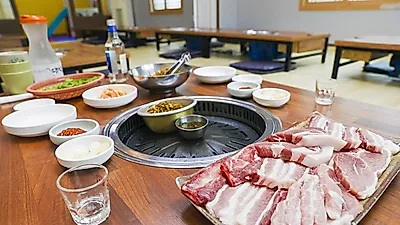 제주도 최초 드라이에이징 중문흑돼지 맛집 서귀포고깃집 오르막가든