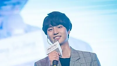 [스타☆톡] '서른이지만 열일곱입니다' 양세종, 여심 사로잡는 달달한 미소로 시선강탈