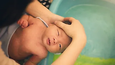 신생아 목욕, 안전하게 시키는 방법
