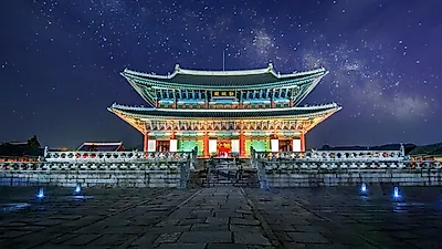 연인 , 가족 모두 즐기기 좋은 2019 년 경복궁 야간개장 , 단골 커플 데이트코스