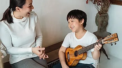 집콕육아가 즐거워지는 ‘악기 연주’