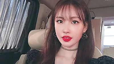 조회수 350만 명 돌파했던 충격의 영상은? 이사배 수입 '억'소리 난다 '눈길'