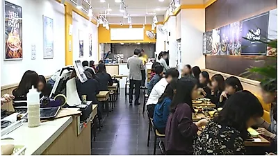 김밥과 떡볶이의 결합으로 업종 변경, 요즘 뜨는 유망프랜차이즈 창업아이템 '눈길'