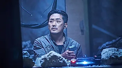 12월 문화의날 'PMC:더벙커', '마약왕', '아쿠아맨', '범블비', '스윙키즈' 순위·관객수.. CGV·메가박스·롯데시네마 상영시간표