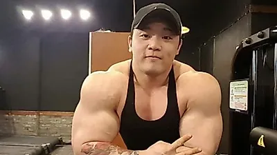 근육 증가 위해 약물에 의지했다고 고백한 몸짱 유튜버 박승현 '눈길' 몸 만드는 선수들 90%가 약 복용해...
